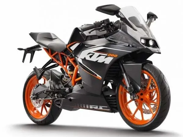 2014-KTM-RC125-RC200-RC390-Pic (14)