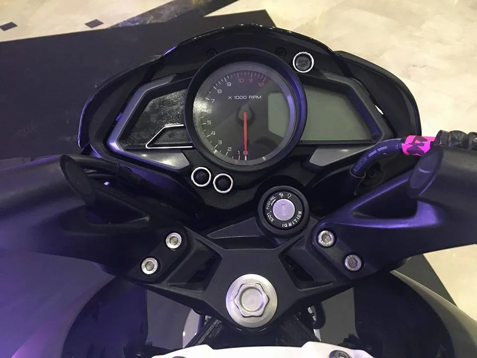 New 2017 Pulsar NS200 Pics Instrumentation
