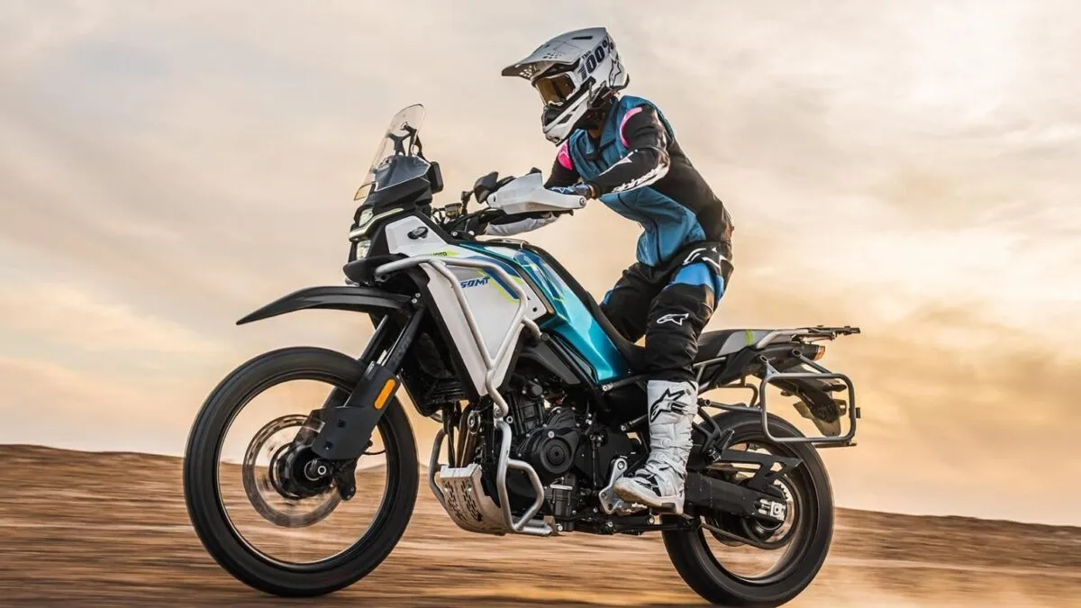 CFMoto 450MT